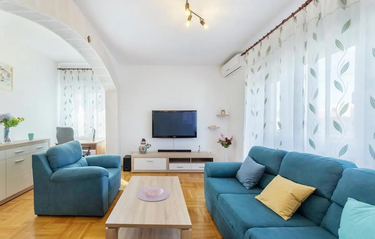 Beautiful Apartment For Rest And Restful Sleep 普拉